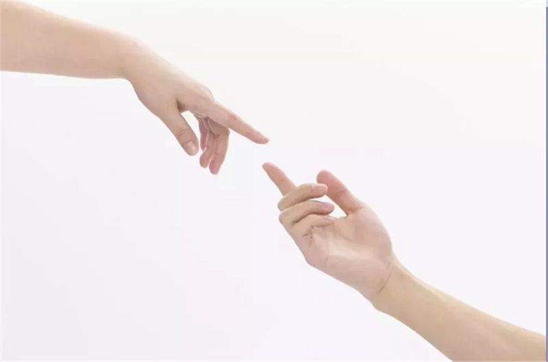手腳干燥、脫皮，不能全怪天氣，可能是這些原因